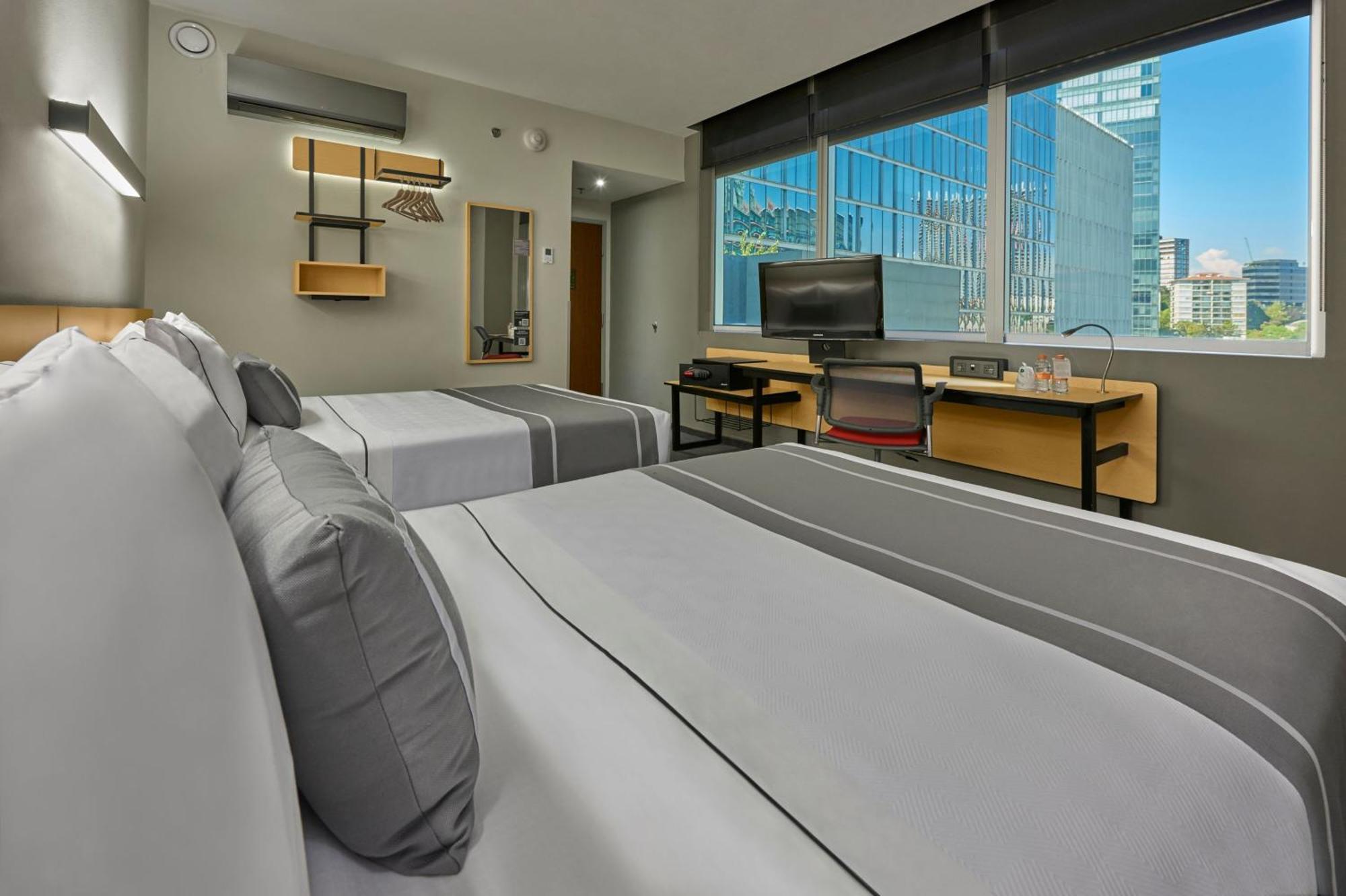 City Express Plus By Marriott Monterrey Nuevo Sur Exterior foto