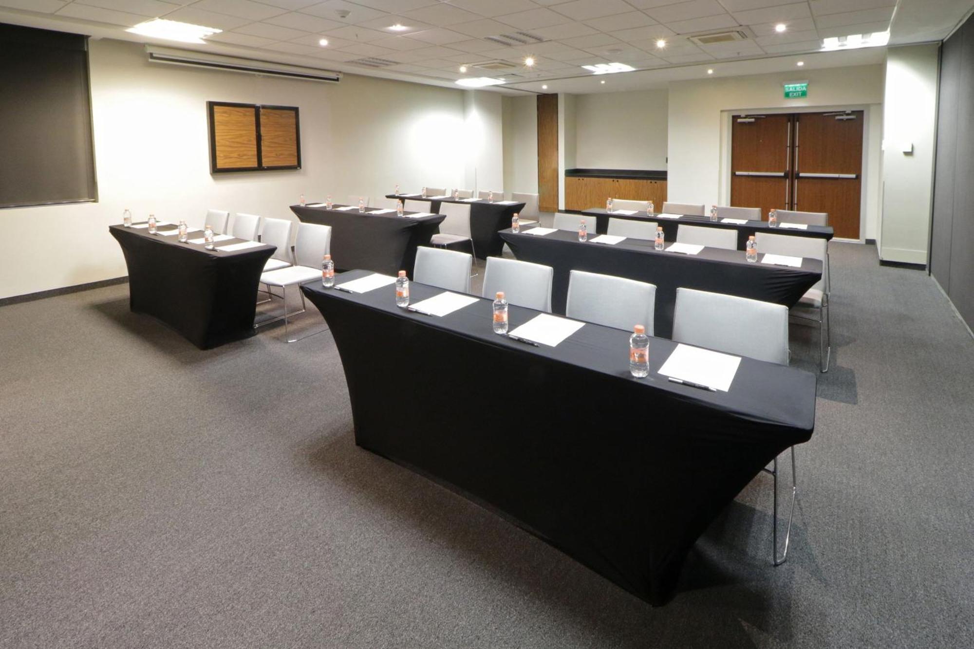 City Express Plus By Marriott Monterrey Nuevo Sur Exterior foto