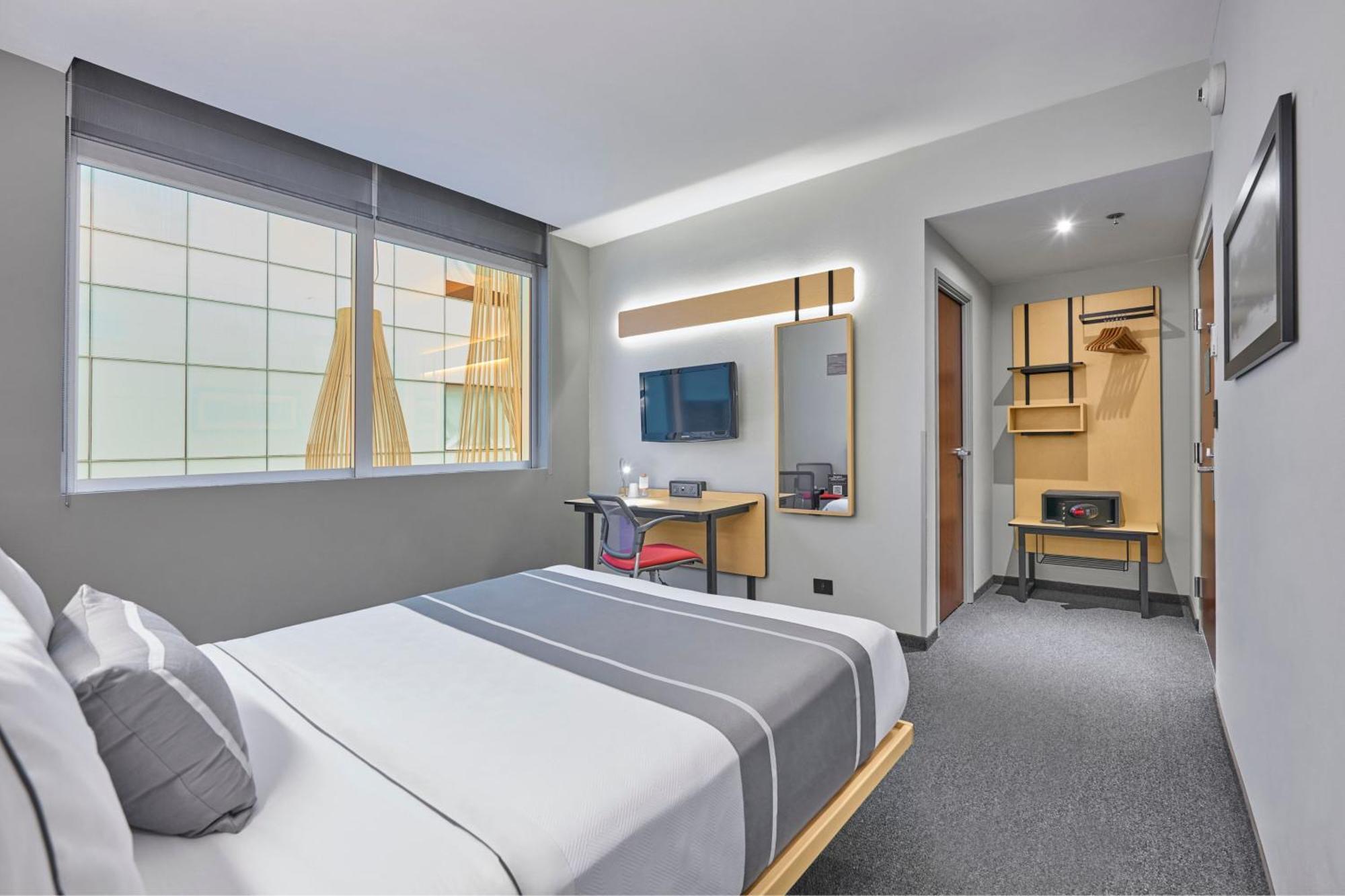 City Express Plus By Marriott Monterrey Nuevo Sur Exterior foto