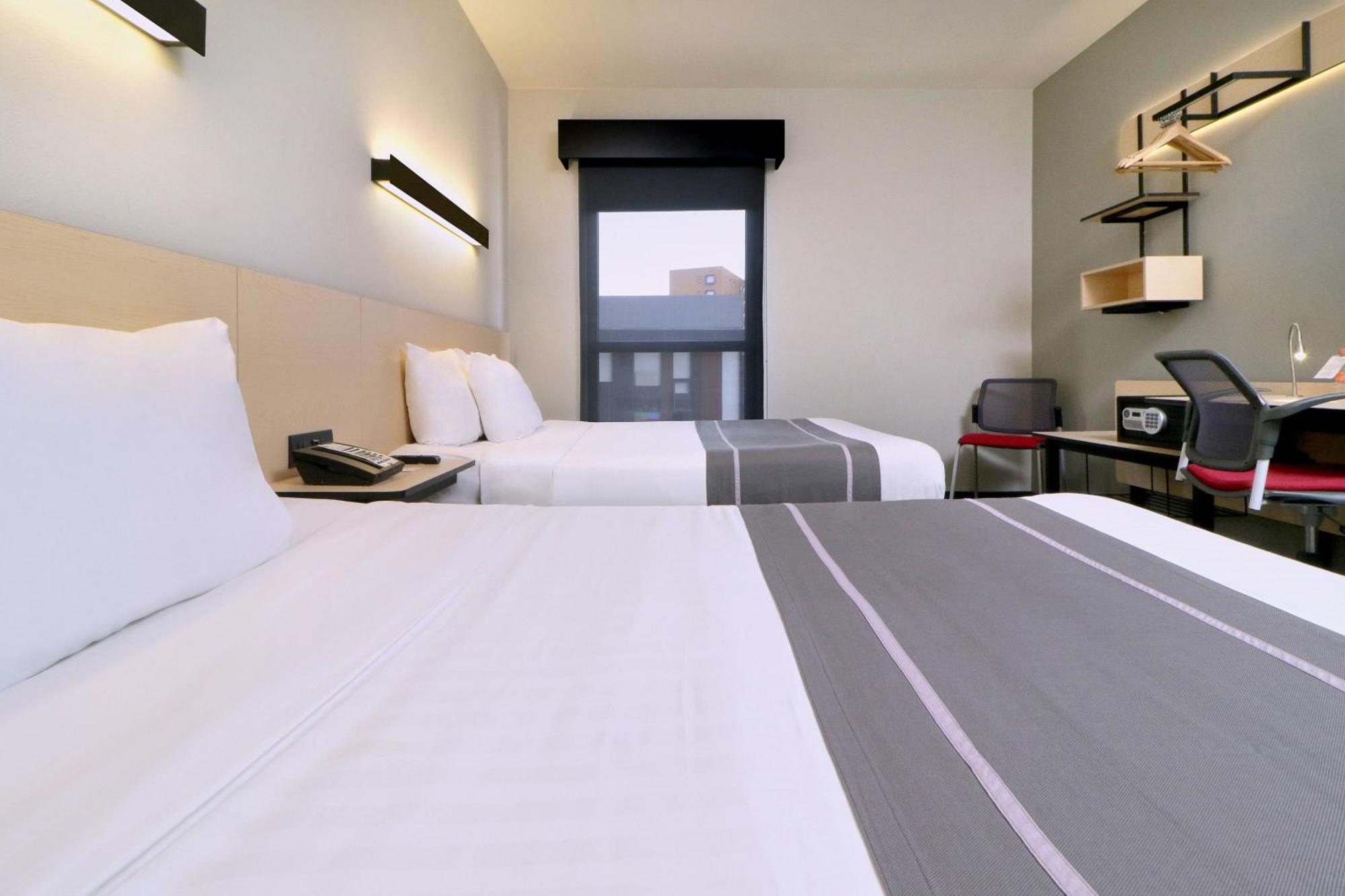 City Express Plus By Marriott Monterrey Nuevo Sur Exterior foto