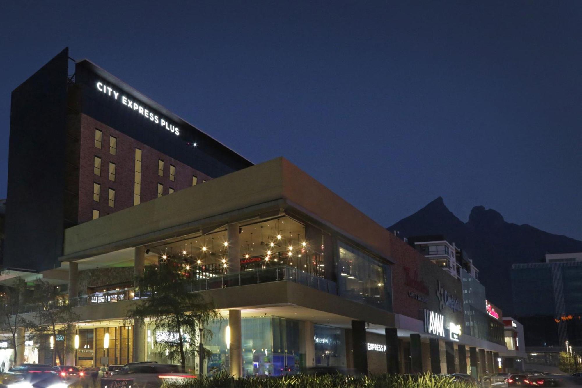 City Express Plus By Marriott Monterrey Nuevo Sur Exterior foto